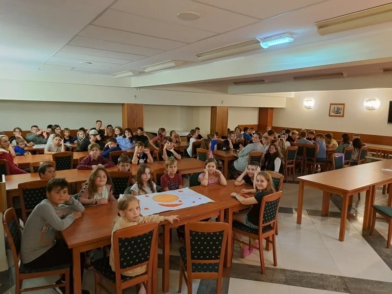 9 2prezentacje grup.